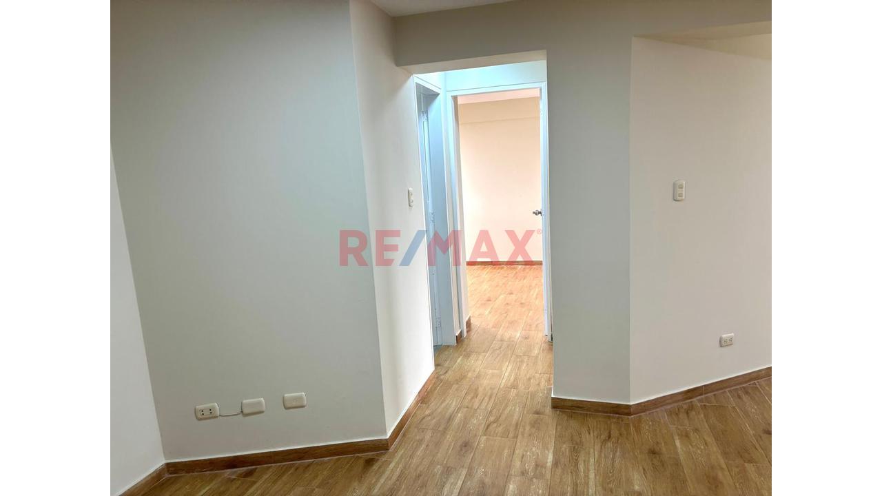 Venta Departamento 2 Dorm. En Comandante Espinar, Miraflores — foto 15