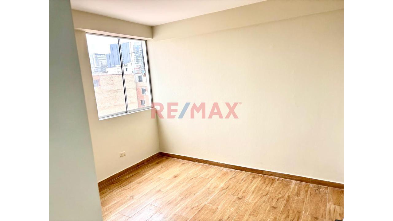 Venta Departamento 2 Dorm. En Comandante Espinar, Miraflores — foto 2