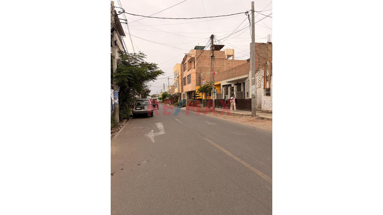Alquiler De Casa /Local - 2