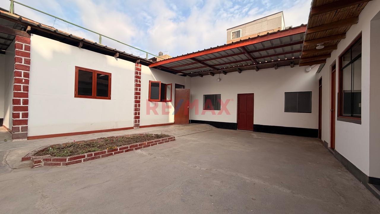Alquiler De Casa /Local - 9