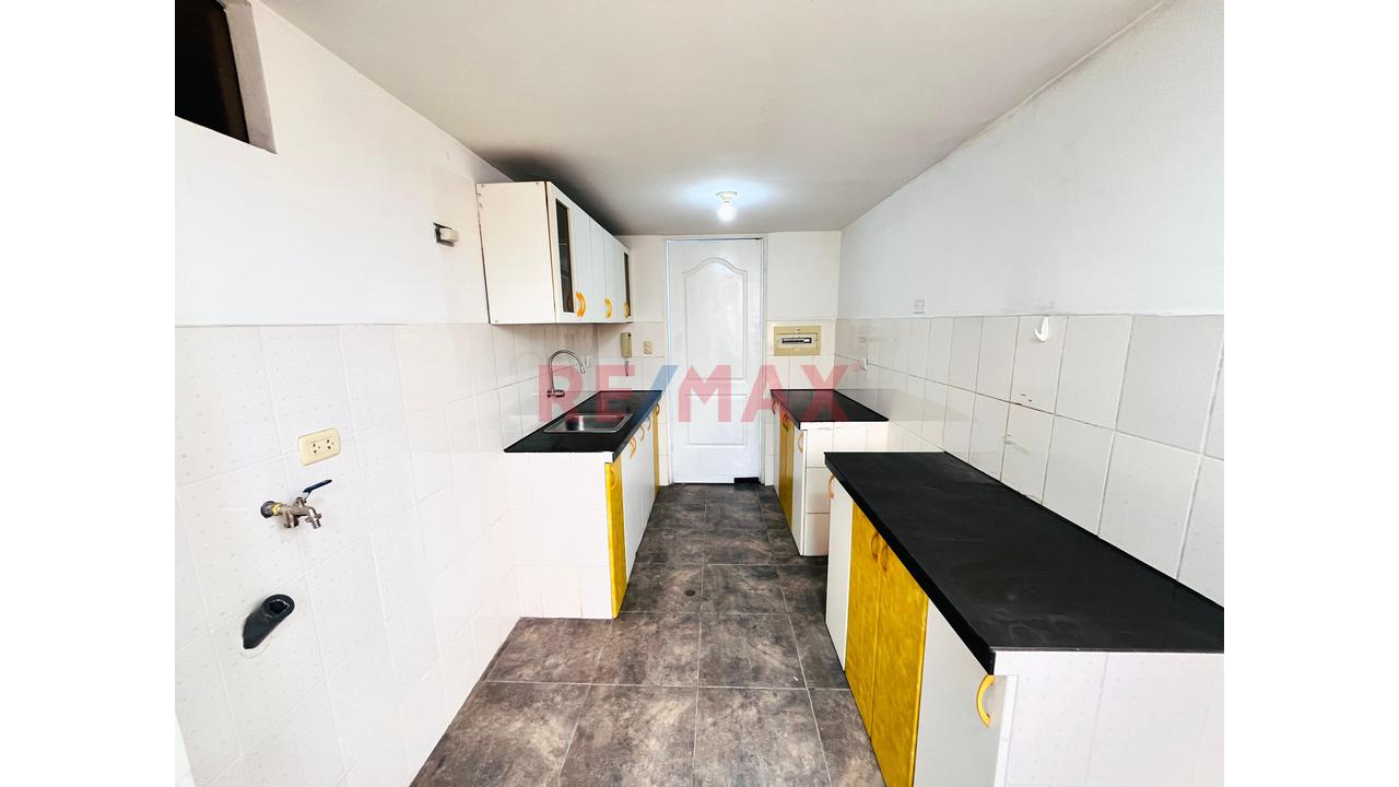 Departamento Exclusivo En Surco – Seguridad, Ascensor Y Excelente Ubicación - 16
