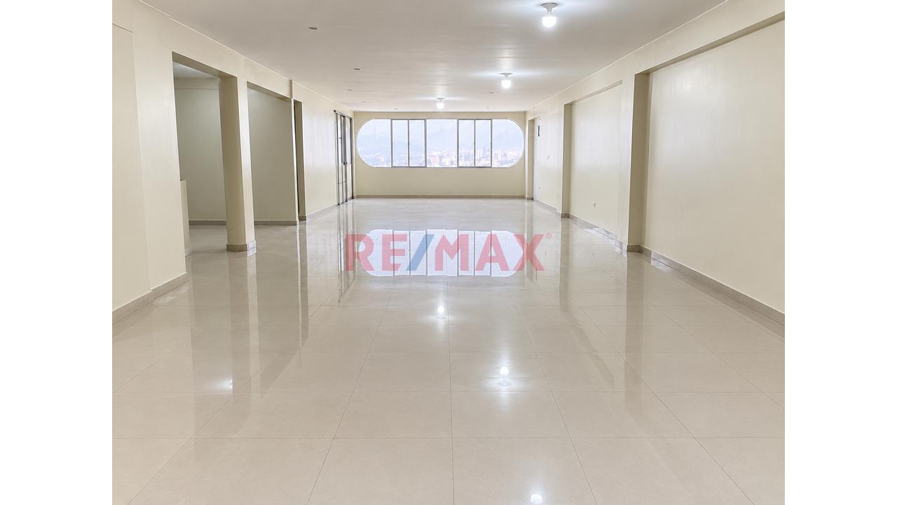 🏢𝗟𝗢𝗖𝗔𝗟 𝗖𝗢𝗠𝗘𝗥𝗖𝗜𝗔𝗟 𝗘𝗡 𝗔𝗟𝗤𝗨𝗜𝗟𝗘𝗥 – 𝟯𝗘𝗥 𝗣𝗜𝗦𝗢 | 𝗖𝗔𝗟𝗟𝗘 𝗣𝗜𝗦𝗖𝗢𝗕𝗔𝗠𝗕𝗔, 𝗢𝗩𝗔𝗟𝗢 𝗛𝗨𝗔𝗡𝗗𝗢𝗬 - 1