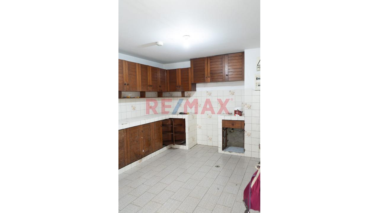Local En Venta Con 7 Ambientes - 3