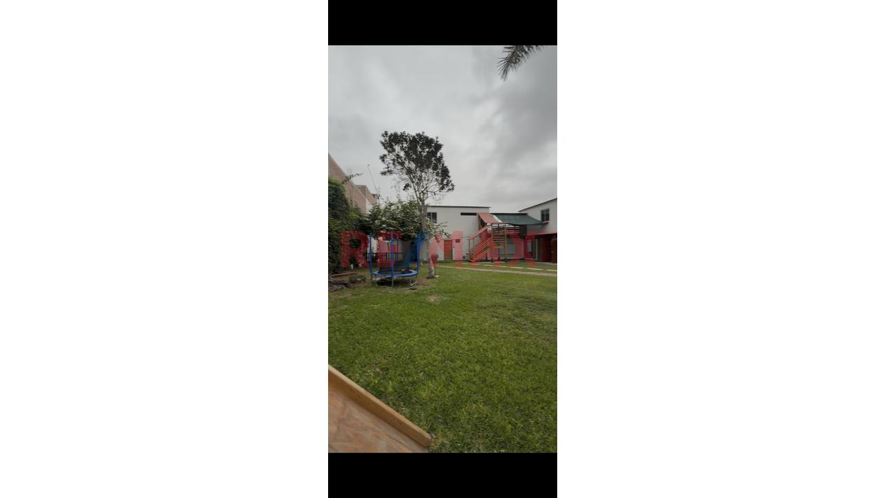 Oportunidad De Inversión Casa De 1443 Mtrs Y 2 Depa En Pachacamac — foto 9