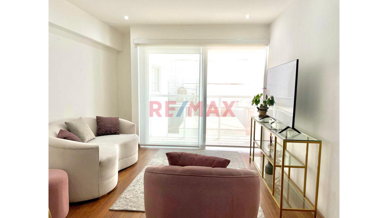 Alquila Tu Departamento Amoblado Y Con Cochera — foto 2