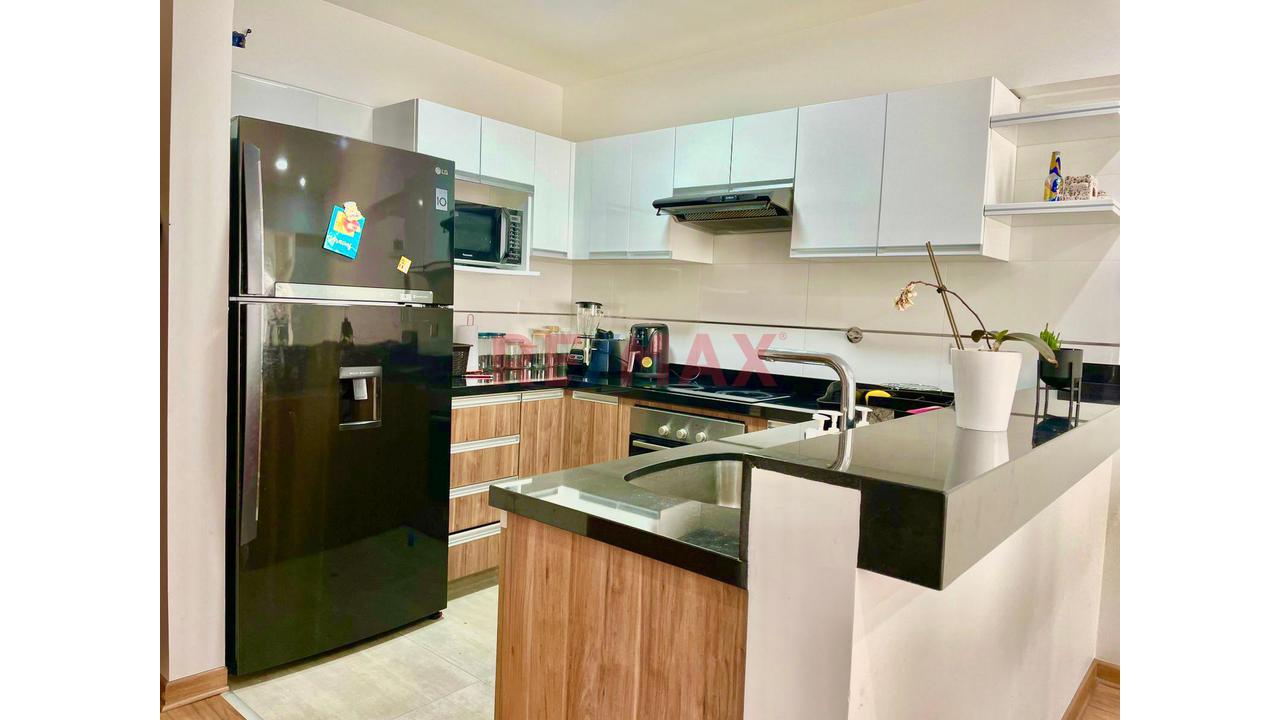 Alquila Tu Departamento Amoblado Y Con Cochera — foto 4