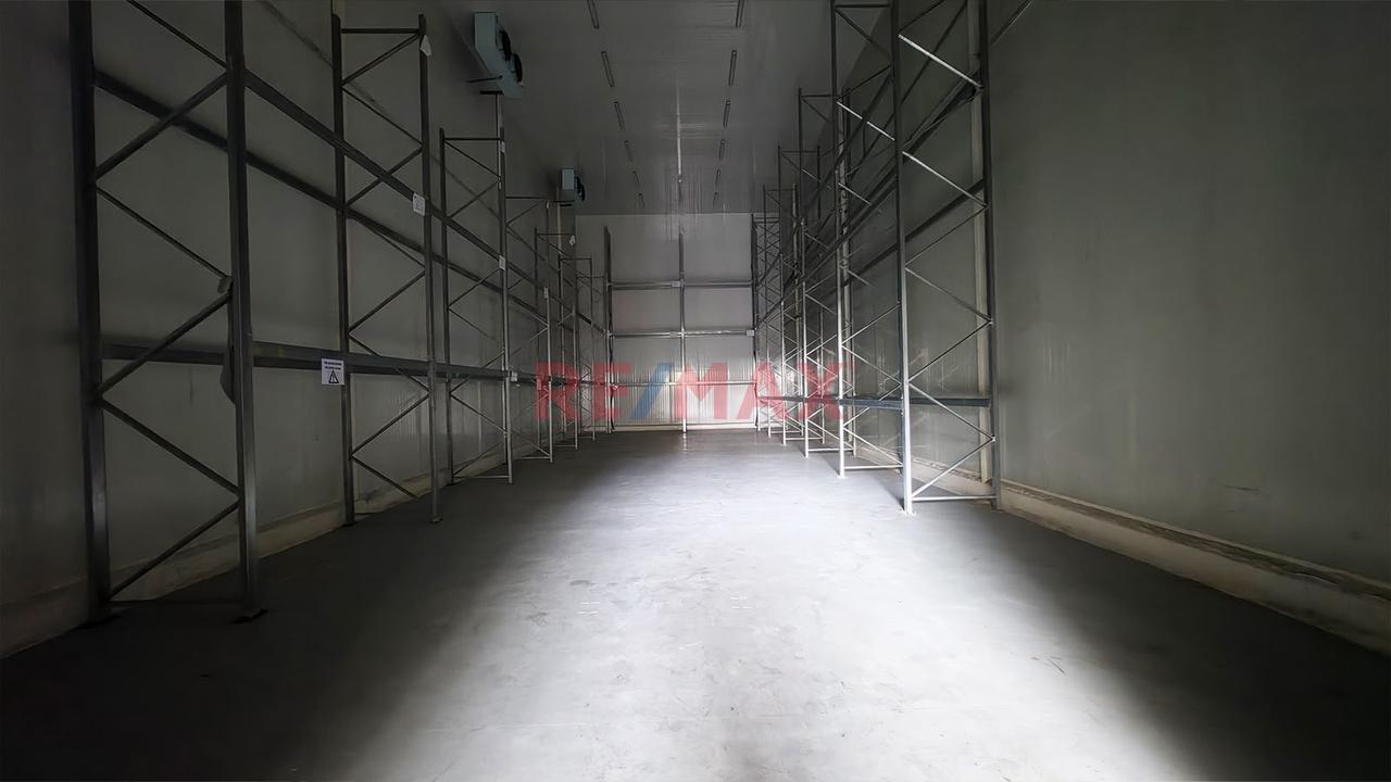 Amplio Local Industrial En Av. Quilca – Callao — foto 5