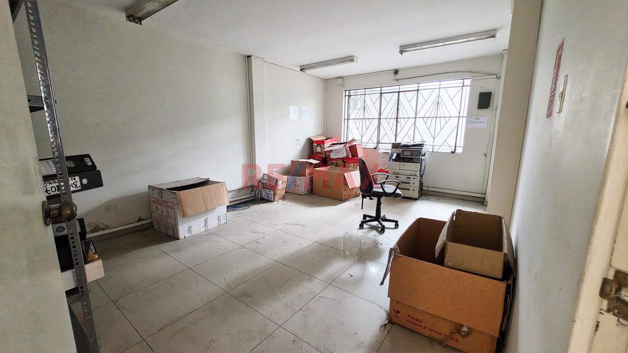 Amplio Local Industrial En Av. Quilca – Callao - 20