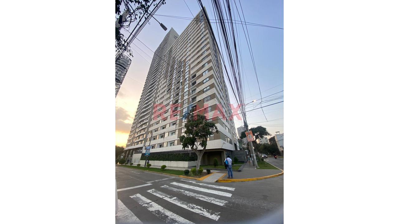 Departamento En Venta En Santa Catalina– Piso 5 | Tipo 7 | ¡De Estreno! 🔑✨