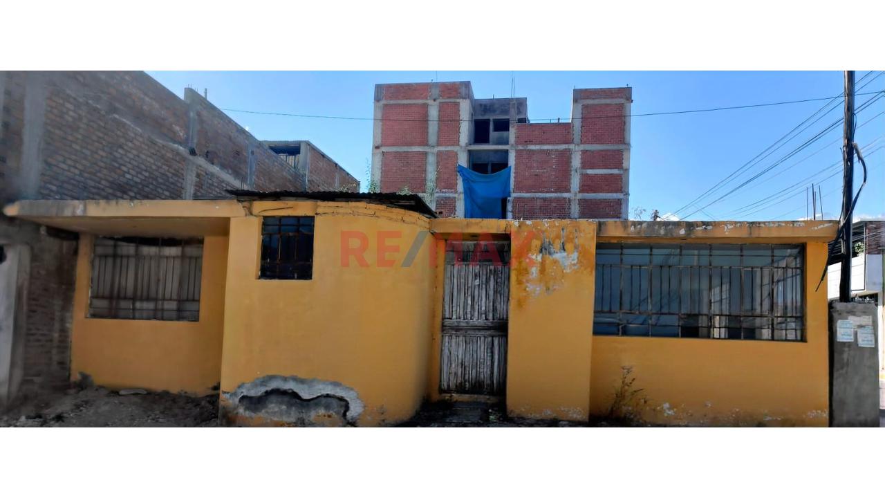 Vendo Casa Como Terreno En Esquina Doble Fachada Cerca A La Avenida 54 — foto 2