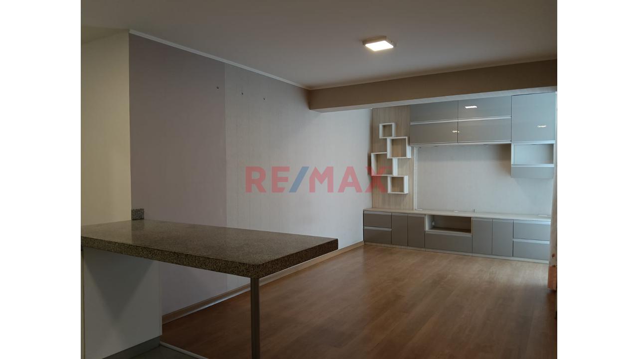 Acogedor Departamento En Alquiler En Lince — foto 3