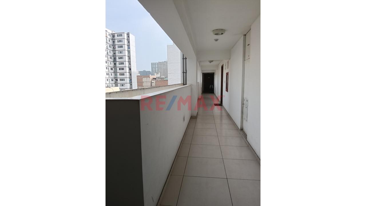 Acogedor Departamento En Alquiler En Lince — foto 14