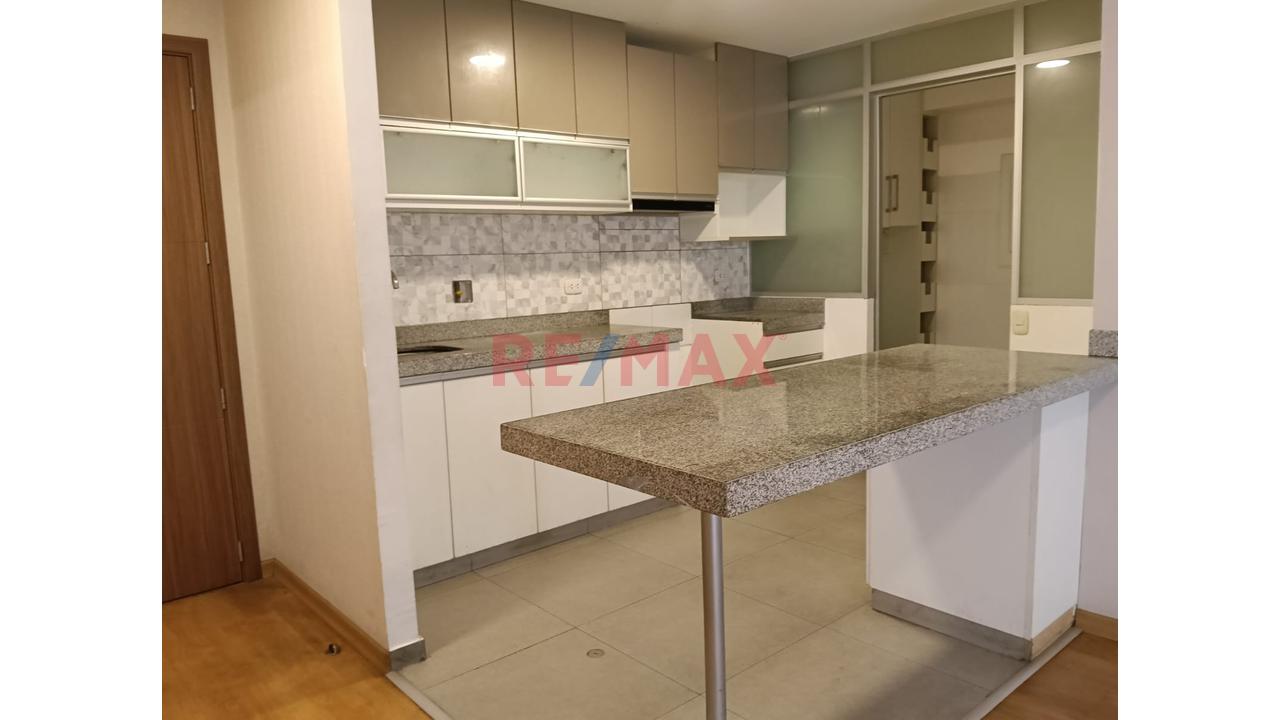 Acogedor Departamento En Alquiler En Lince — foto 5