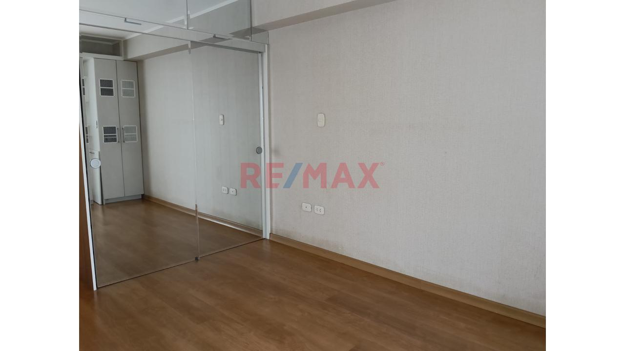 Acogedor Departamento En Alquiler En Lince — foto 8