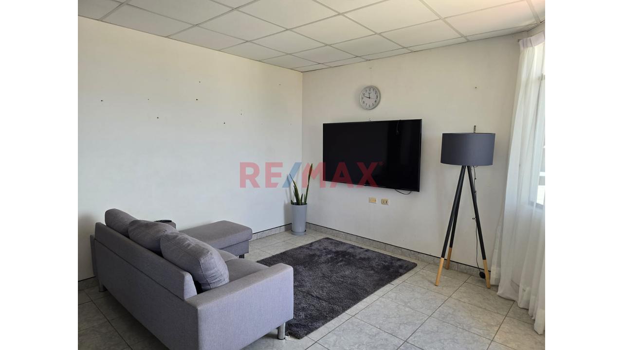Local Comercial En Venta - Puyango | 3 Pisos + Rentabilidad — foto 2