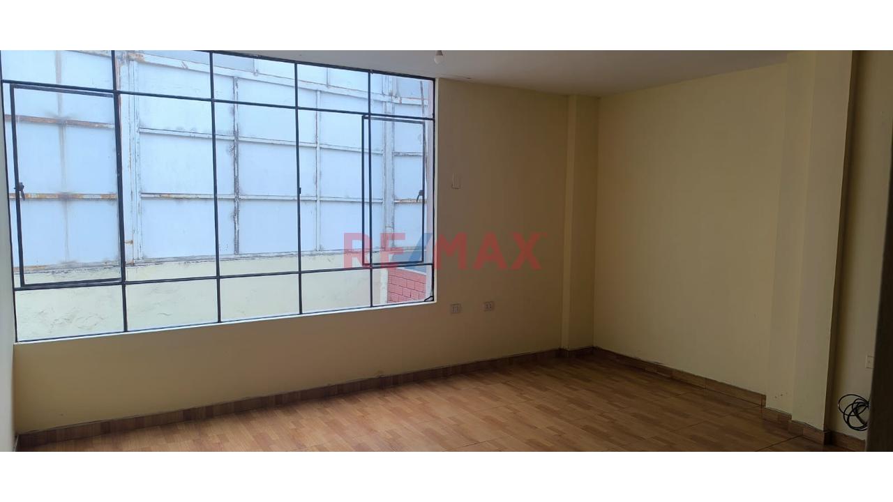 Alquiler Departamento Av. La Alborada — foto 10