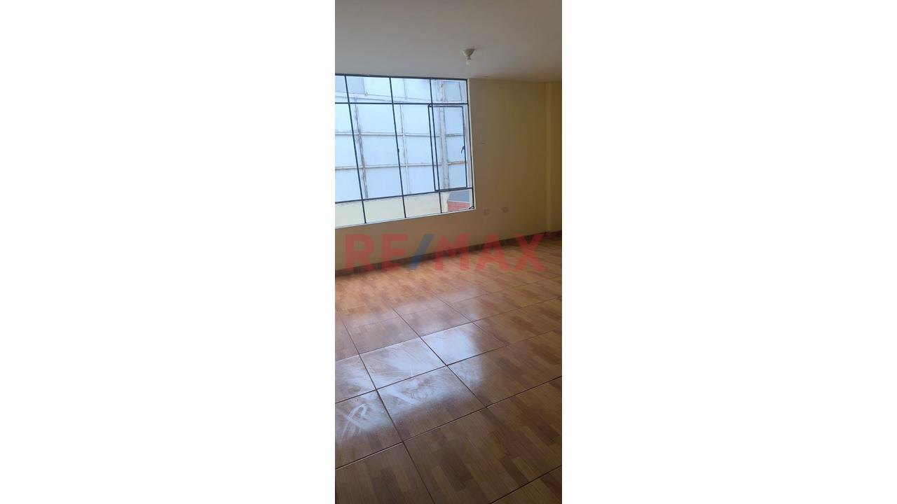 Alquiler Departamento Av. La Alborada — foto 11