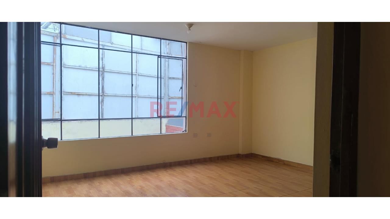 Alquiler Departamento Av. La Alborada — foto 9