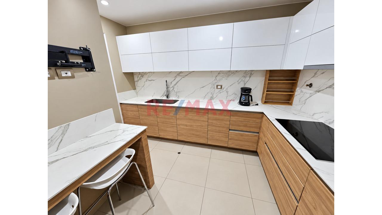 Exclusivo Departamento En Alquiler En Miraflores — foto 4