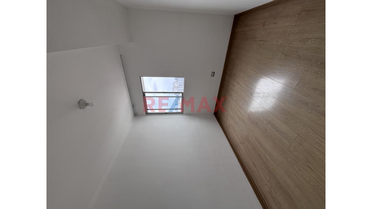 Departamento Semi Amoblado En Paseo De La República — foto 15