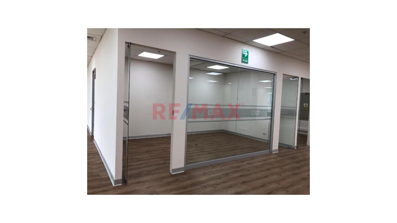 Venta Oficina En San Isidro — foto 15