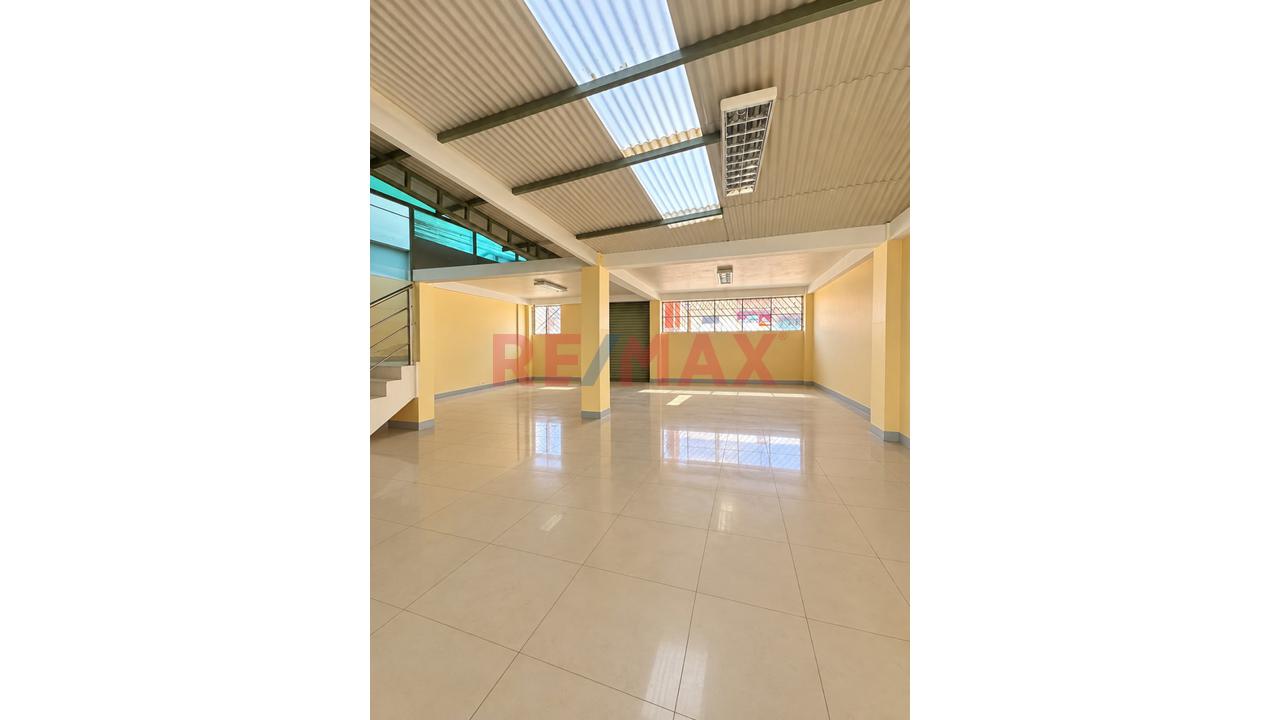 🏢✨ ¡Gran Propiedad Multifuncional En Venta – Izcuchaca, Anta! ✨🏢 - 5