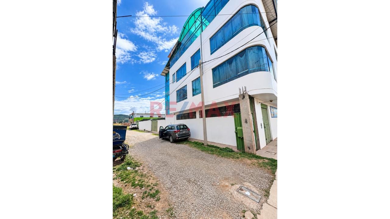 🏢✨ ¡Gran Propiedad Multifuncional En Venta – Izcuchaca, Anta! ✨🏢 - 12