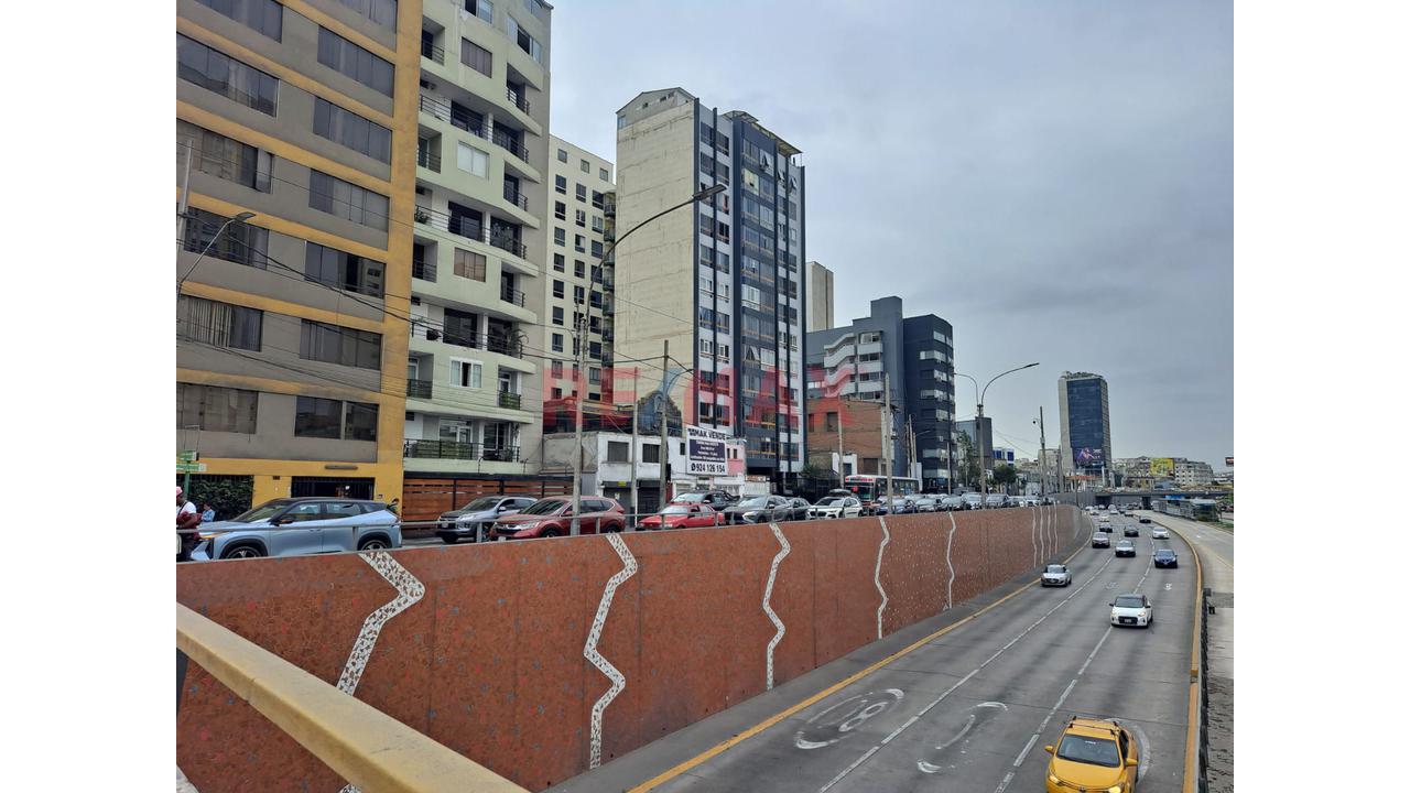 ¡Oportunidad De Inversión Y Desarrollo Inmobiliario En Miraflores! — foto 2