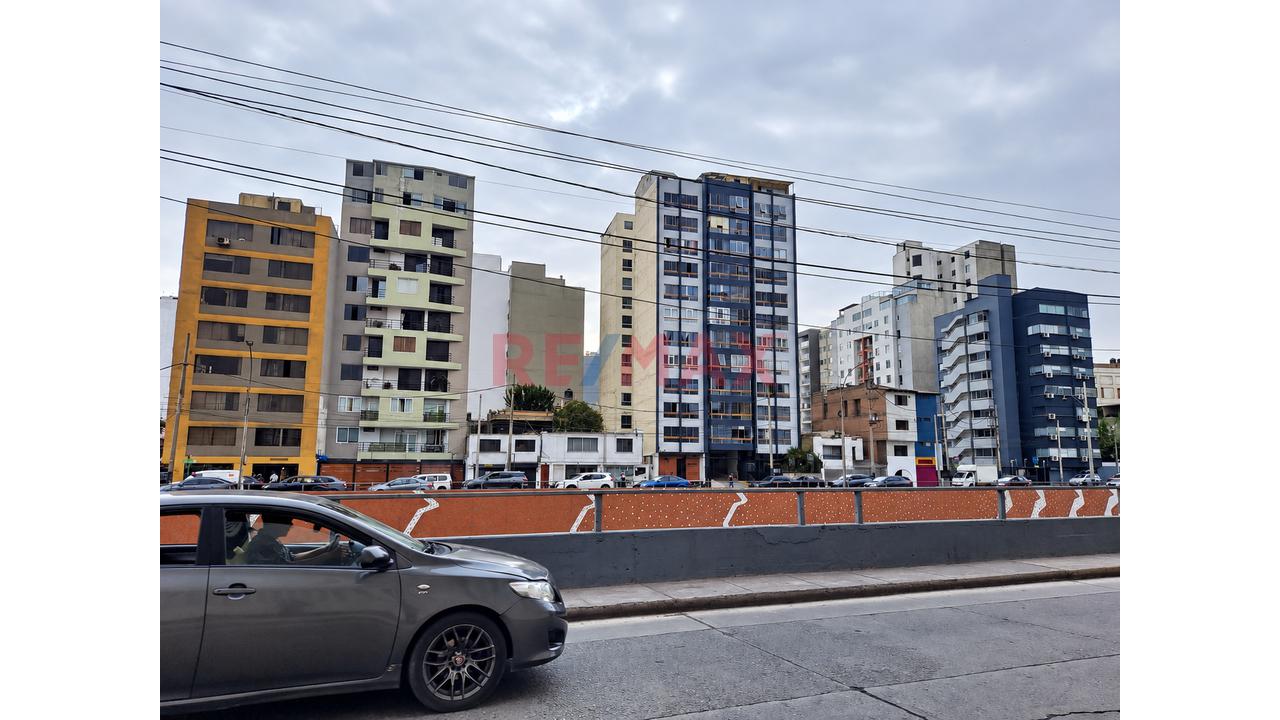¡Oportunidad De Inversión Y Desarrollo Inmobiliario En Miraflores! — foto 3
