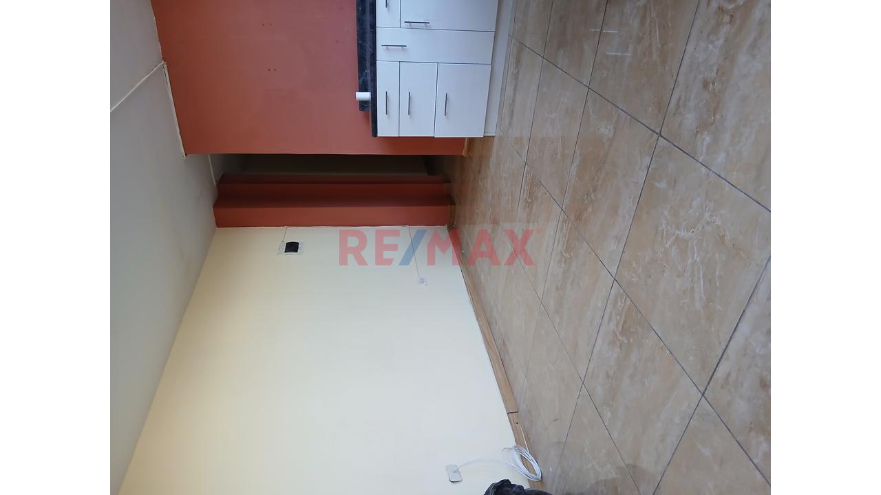 En Venta Casa En Paucarpata/ Ciudad Blanca — foto 13