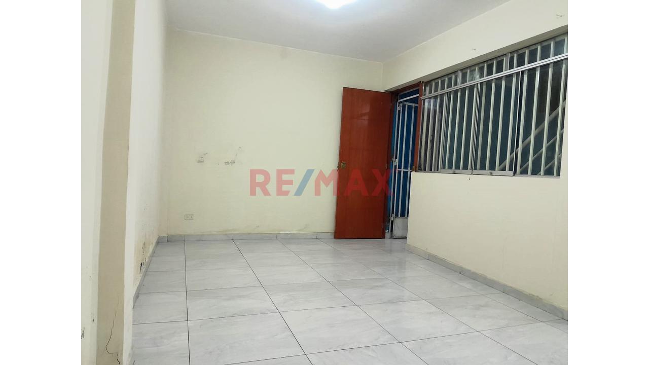Alquiler De Local En Huascar San Juan De Lurigancho — foto 2