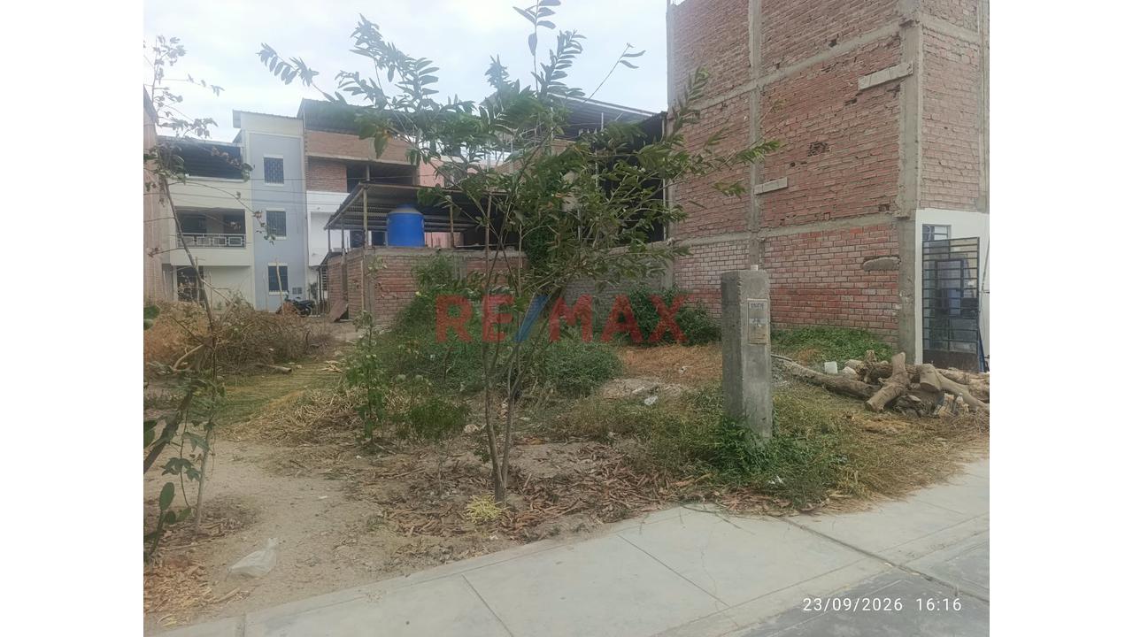 Vendo Amplio Terreno De 173.00 M2 En Urb. Miraflores $ 50.000 — foto 4