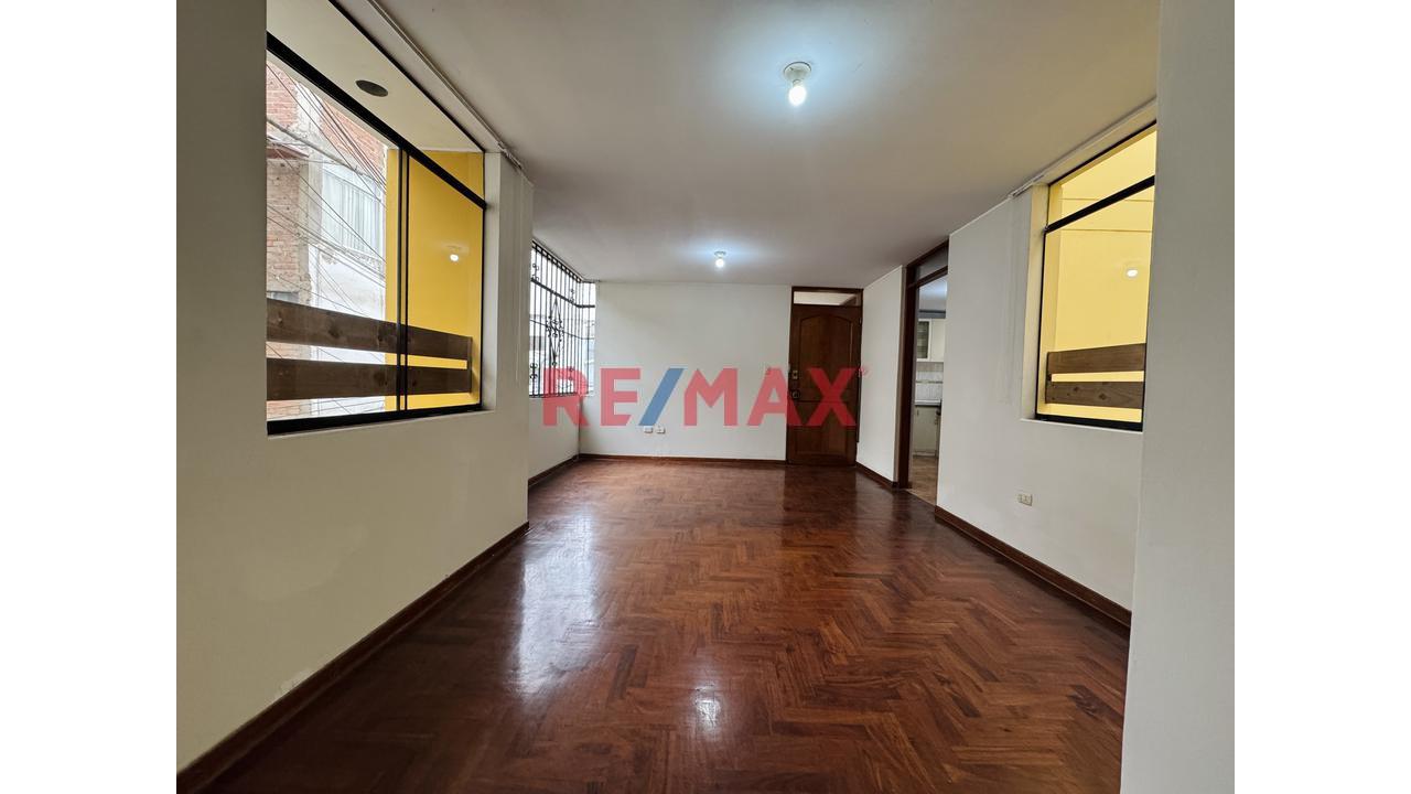 Departamento En Alquiler En San Miguel – 2 Dormitorios, Cerca De Open Plaza Y Parque — foto 2