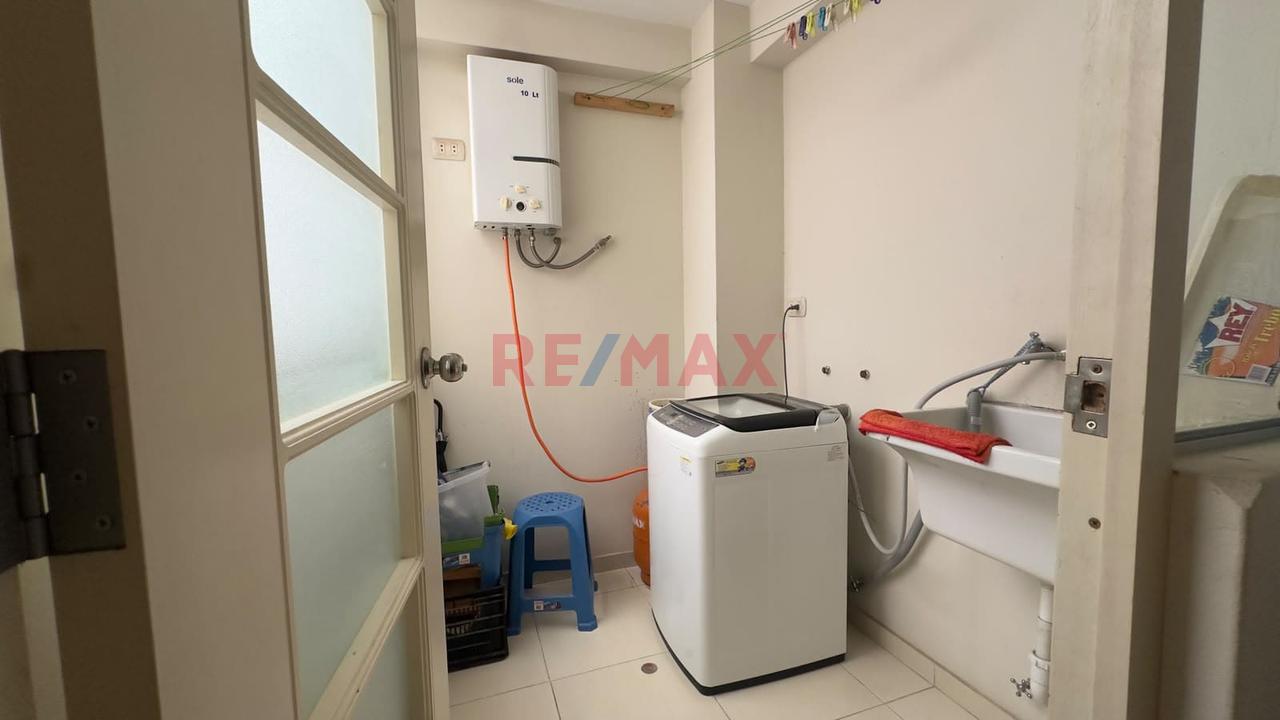 🔥 ¡Departamento Amplio En Alquiler A ½ Cuadra De Plaza Las Américas! 🏡 — foto 3