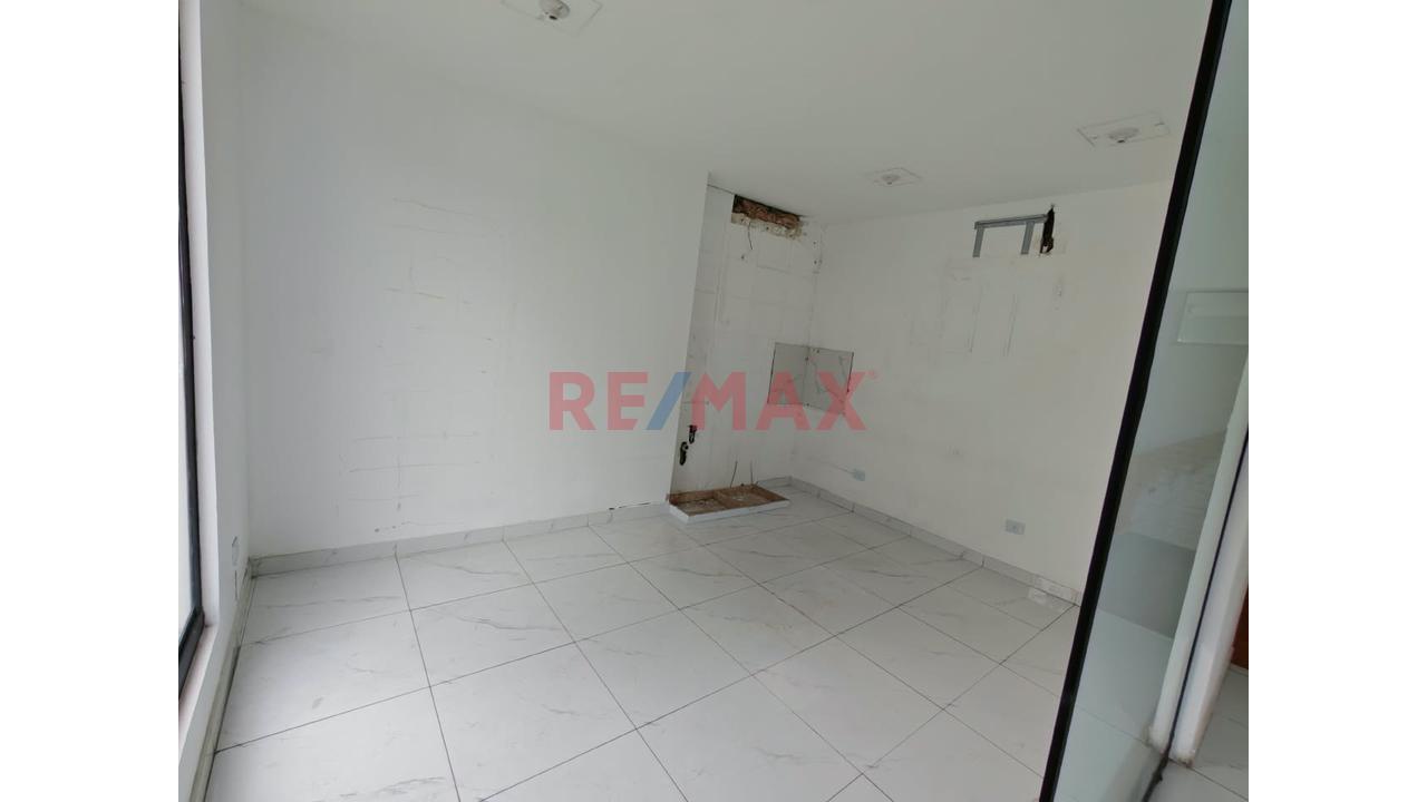 Propiedad Con Gran Potencial Comecial En Matellini Chorrillos - 15
