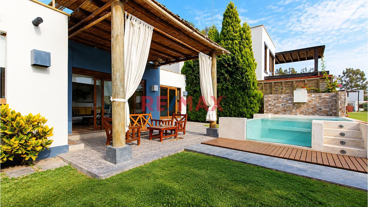Alquiler De Casa Campo Con Piscina En Exclusivo Condominio - 1