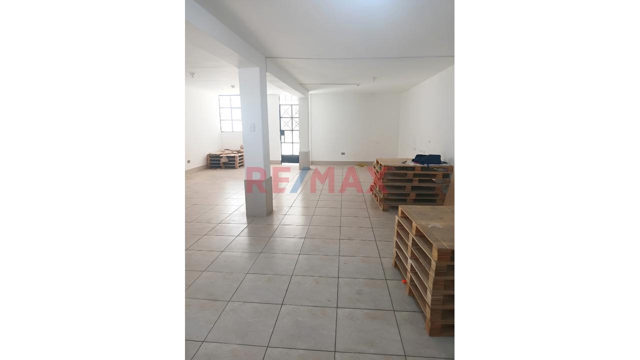 Alquiler De 100Mt Para Negocio-Almacen-Oficina - 4