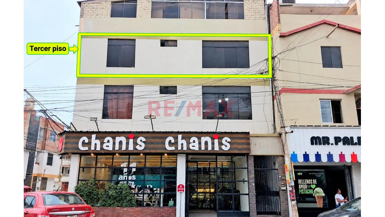 Departamento En Alquiler 3Er Piso Avenida Grau Chiclayo — foto 2
