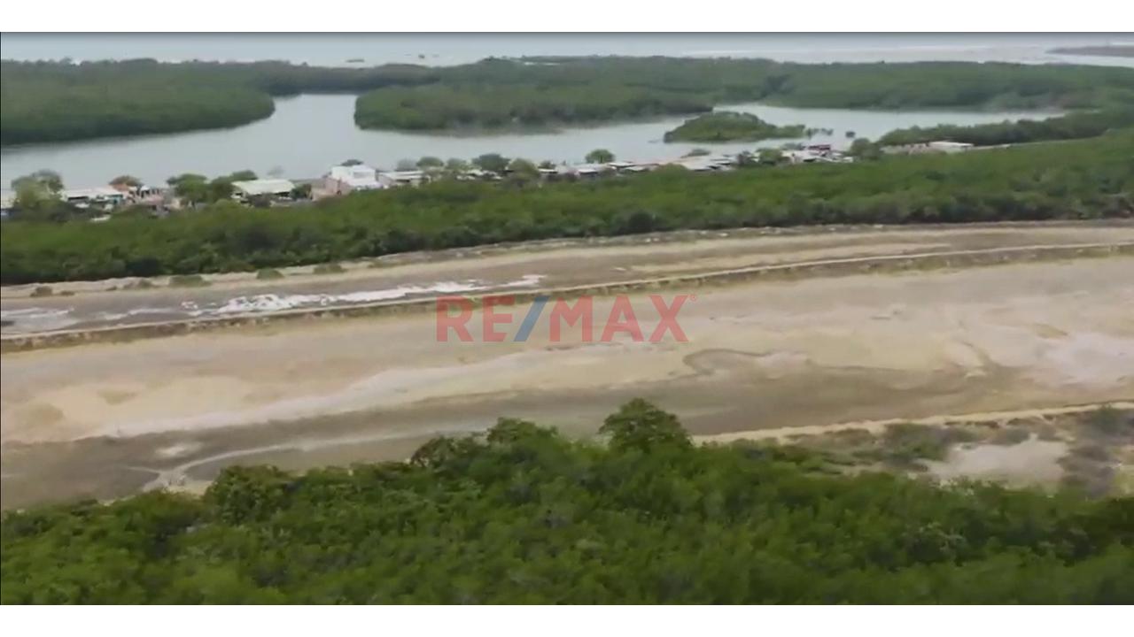 30 Hectareas De Terreno Frente A La Playa En Tumbes Puerto Pizarro — foto 2