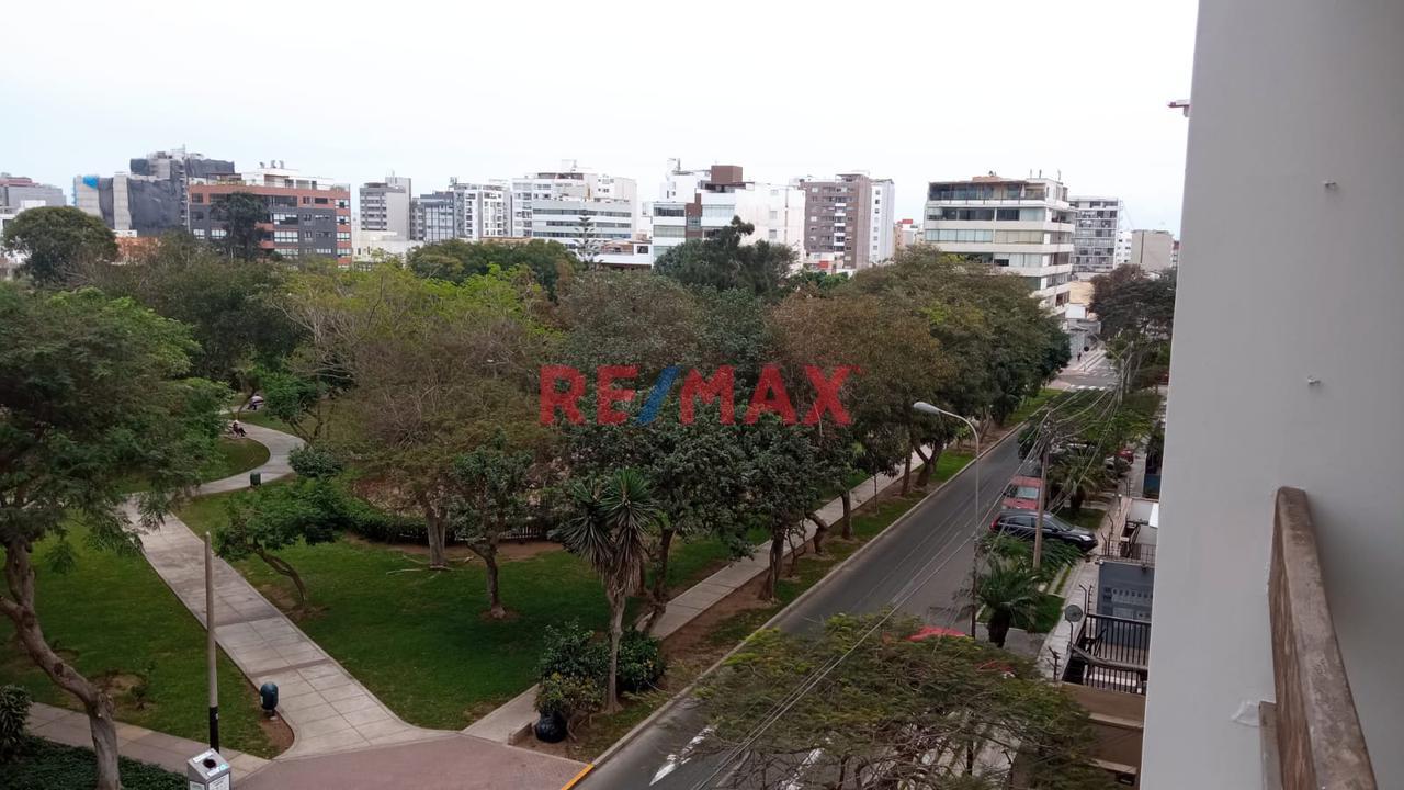 Alquilo Departamento De 3 Dormitorios 106 M2 En Miraflores