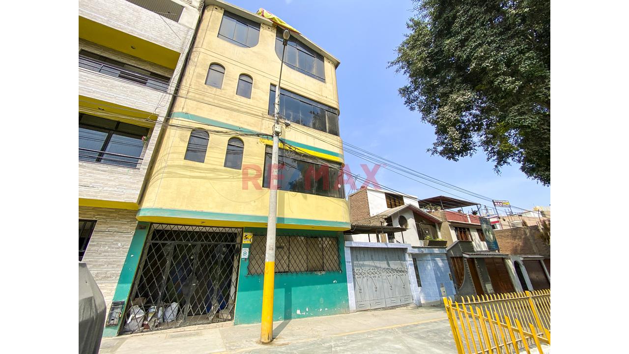 Local / Departamento 2Do Piso Av. San Felipe Comas — foto 2