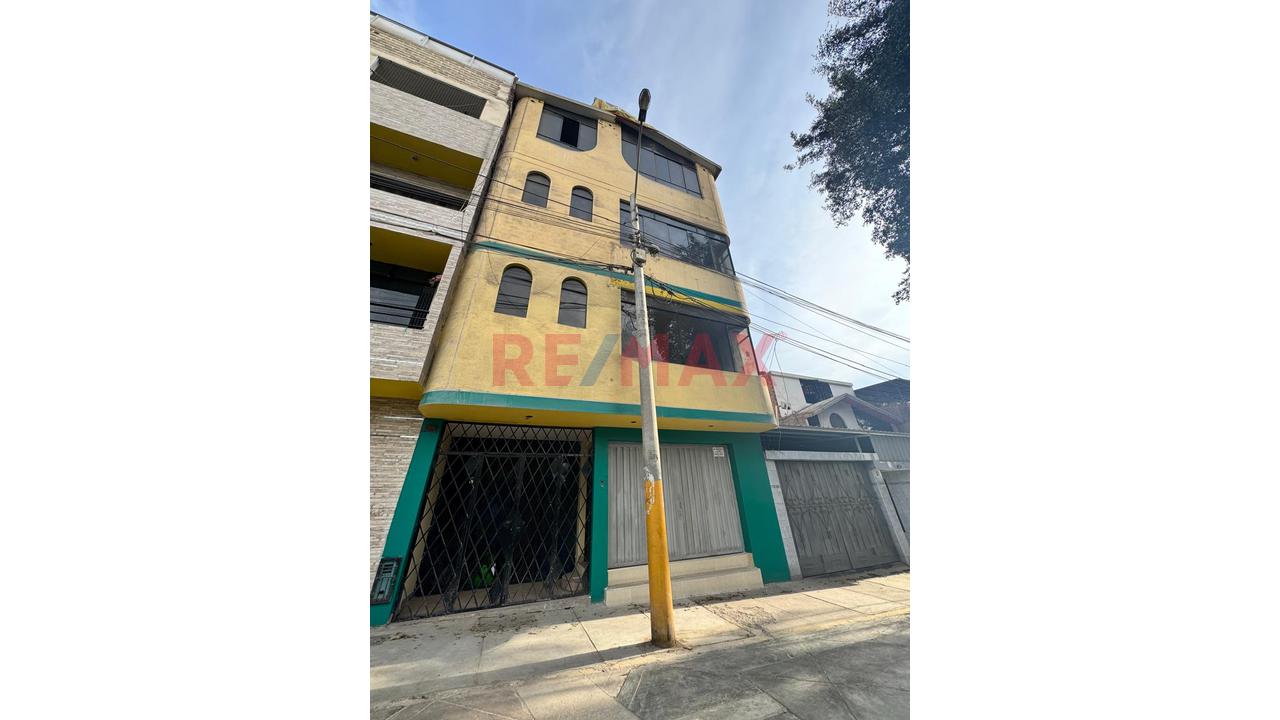 Local / Departamento 2Do Piso Av. San Felipe Comas — foto 9