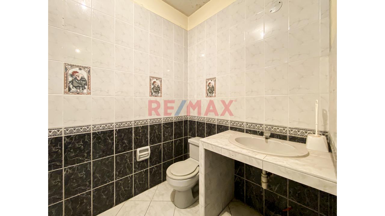 Local / Departamento 2Do Piso Av. San Felipe Comas — foto 4