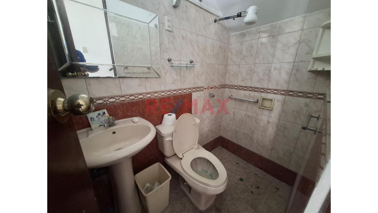 Casa En Venta En Inmediaciones De Salamanca – Olimpo, Ate – A Media Cuadra Del Parque Juno Y A Pocos Metros De La Vía De Evitamiento — foto 10