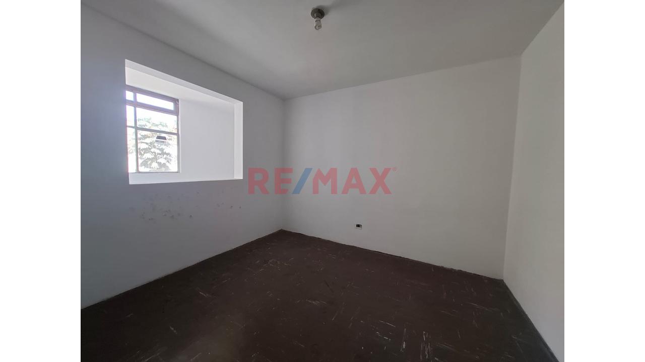 Casa En Venta En Inmediaciones De Salamanca – Olimpo, Ate – A Media Cuadra Del Parque Juno Y A Pocos Metros De La Vía De Evitamiento - 17