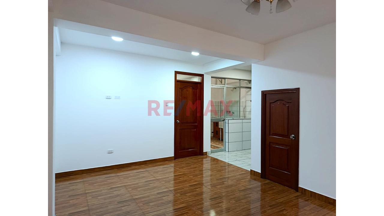 🌊🏡 ¡Excelente Ubicación En San Miguel! Departamento De 1 Dormitorio En Primer Piso, Cerca A Bertolotto Y La Costa Verde ✨🔑 — foto 6