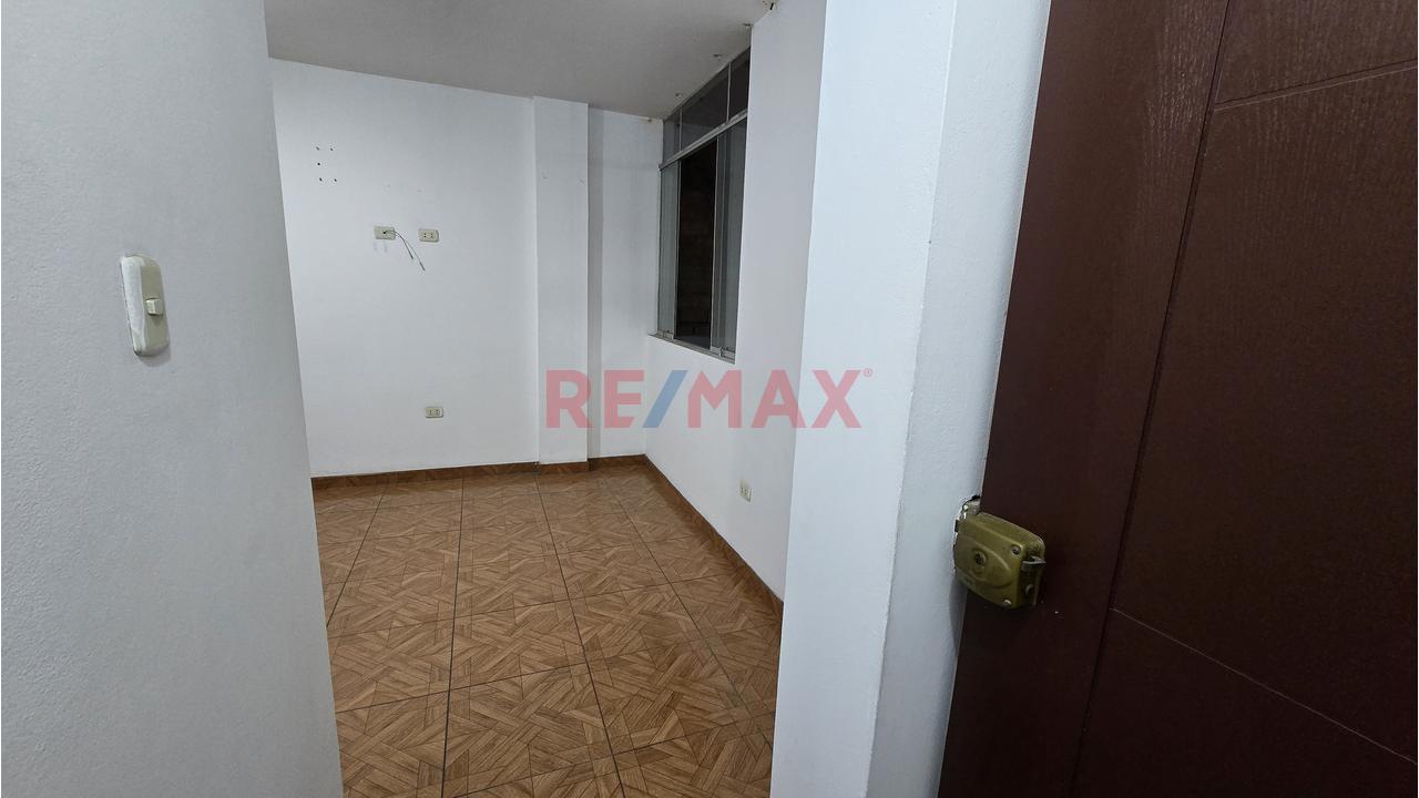 Mini Dpto En Alquiler Urb. San Felipe - Comas — foto 2