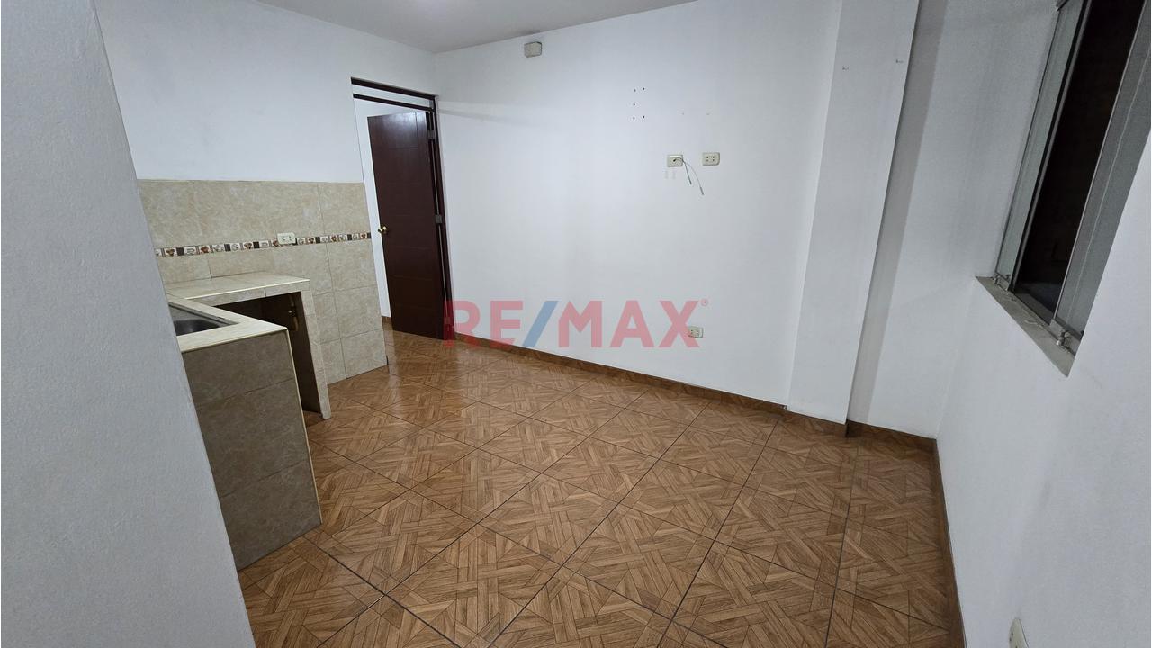 Mini Dpto En Alquiler Urb. San Felipe - Comas — foto 3