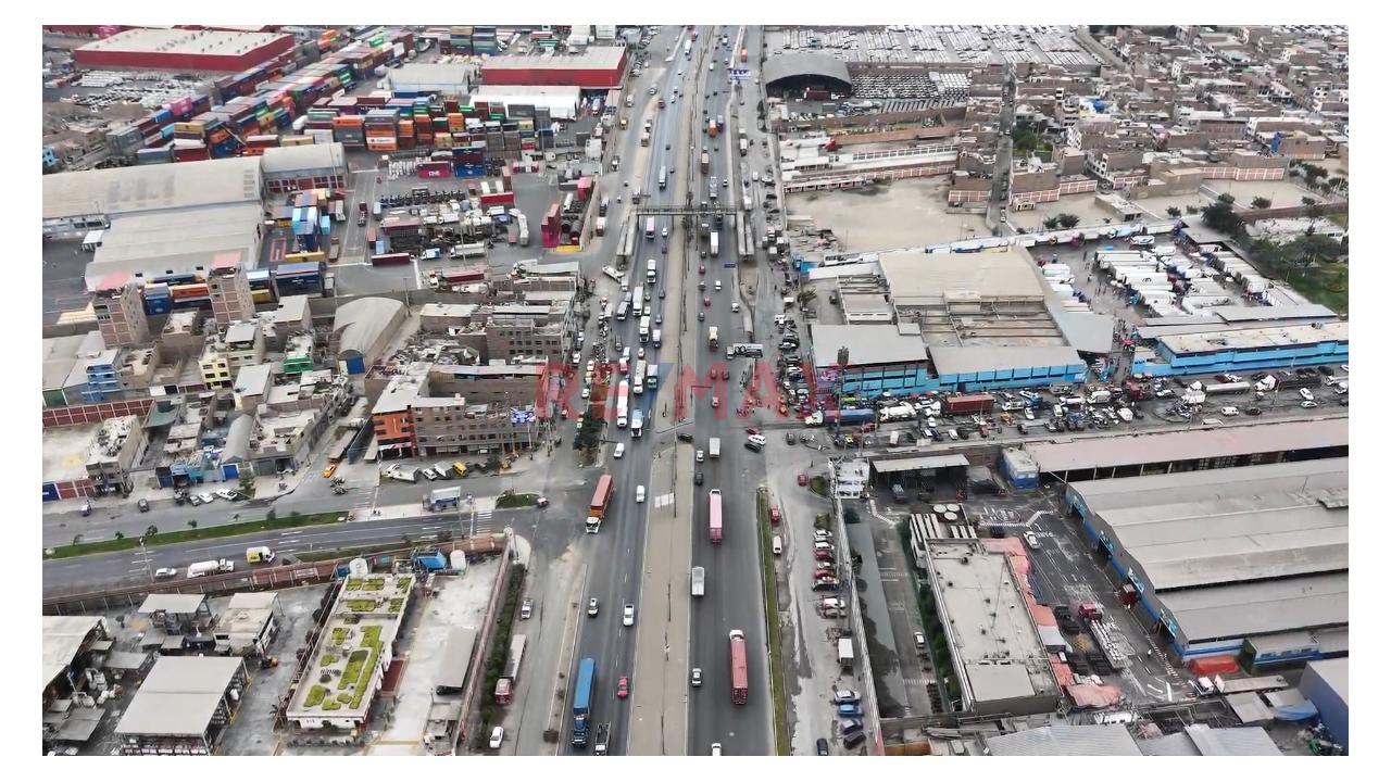 Alquiler De Terreno Industrial De 440 M² - Av. Carlos Izaguirre - A 2 Cuadras De Néstor Gambetta - Callao — foto 7