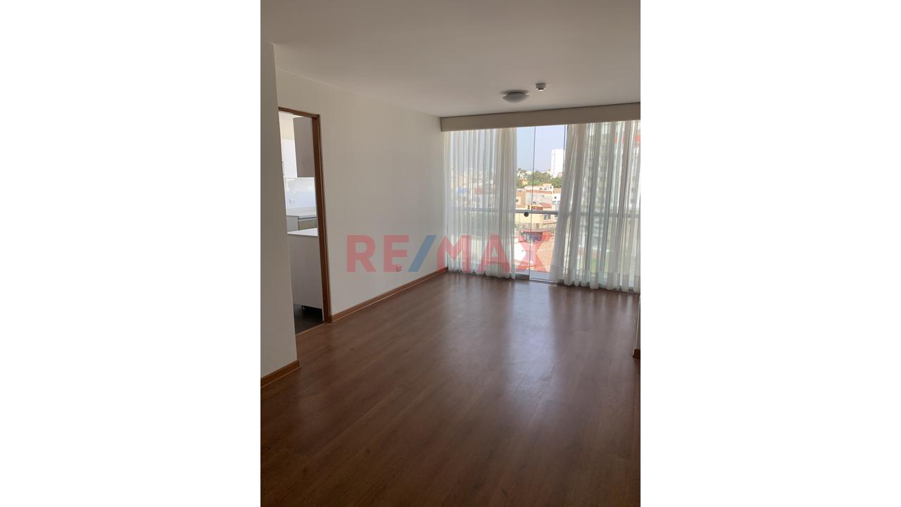 Alquiler De Departamento Surquillo Limite San Isidro Oportunidad - 18